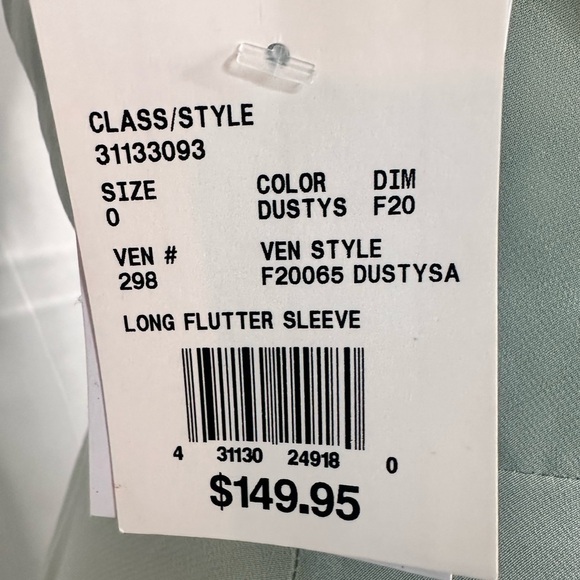 NWT Elegant Bridesmaid fully lined Dress with short flutter sleeves size 0 - Picture 12 of 13